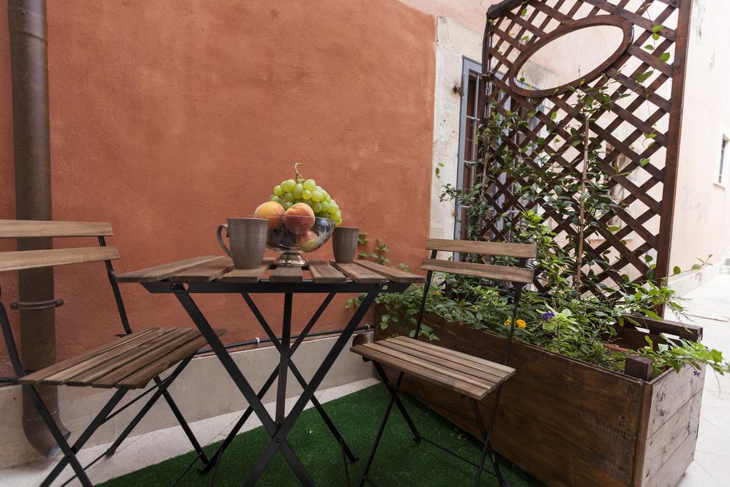 Ortigia Deluxe S.a.l. * Syracuse